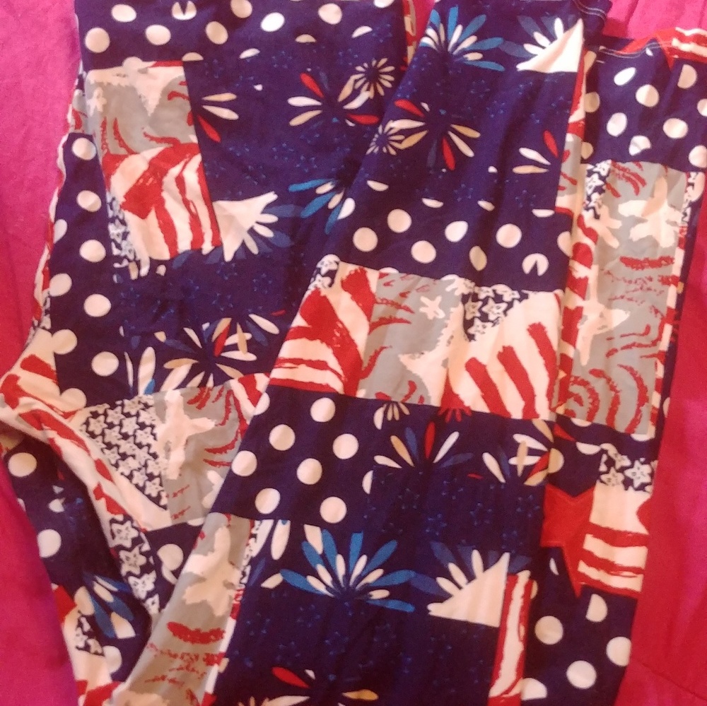 Lularoe Americana leggings